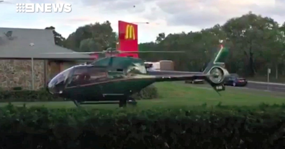 Patrão foi ao McDonald’s de helicóptero