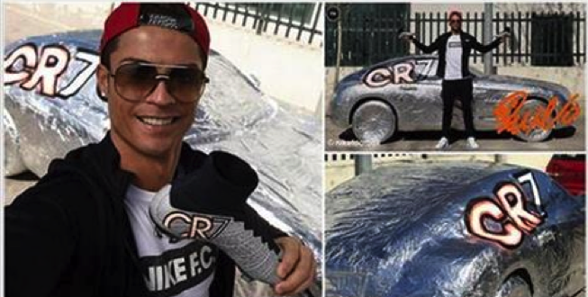 Cristiano Ronaldo embrulha carro de Quaresma em papel de alumínio
