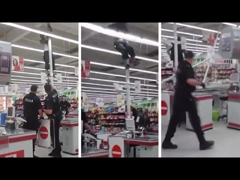 Ladrão rouba supermercado e tenta fugir da polícia desta forma