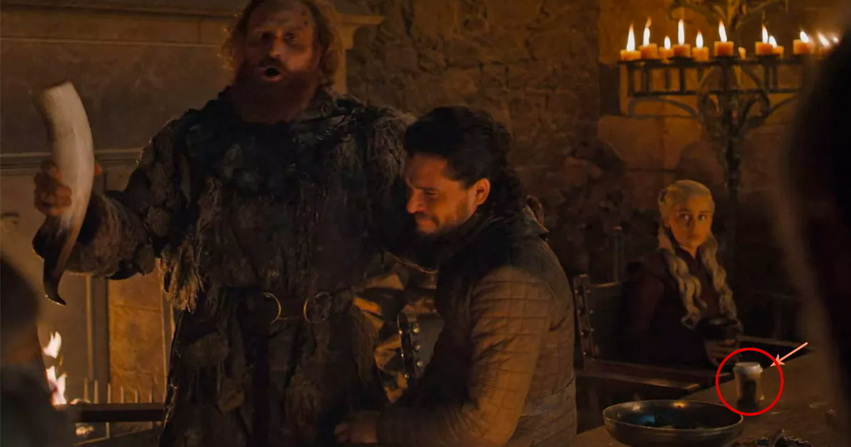 Opppsss! Também viste o copo da Starbucks no último episódio de Game of Thrones?