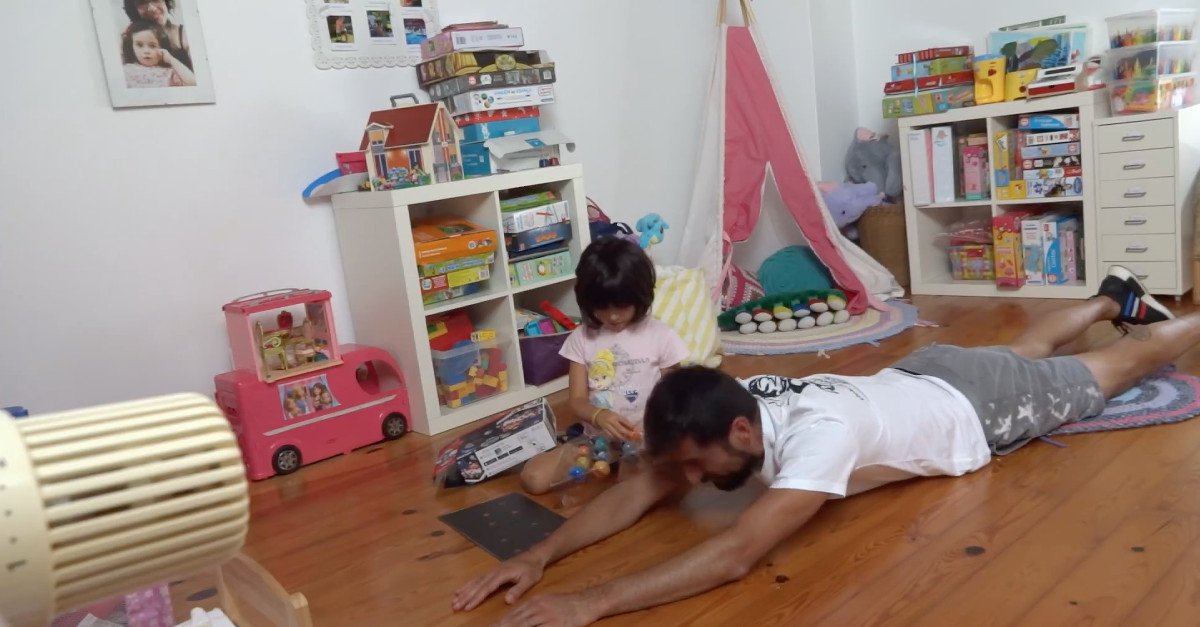 António Raminhos vira o feitiço contra a filha Maria Inês
