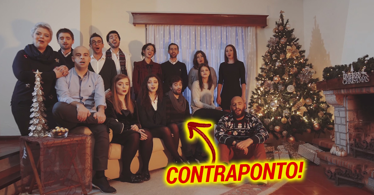Jovem portugueses cantam Medley de Natal