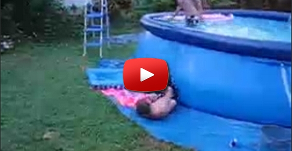Está complicado entrar nesta piscina!