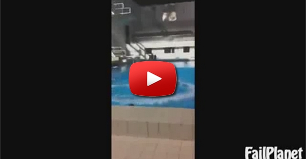 Quedas na Piscina - Compilação