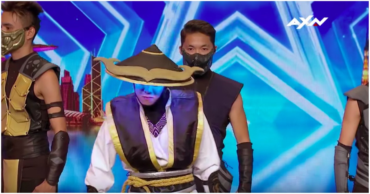 Grupo recebe BOTÃO DOURADO ao dançar com o tema Mortal Kombat