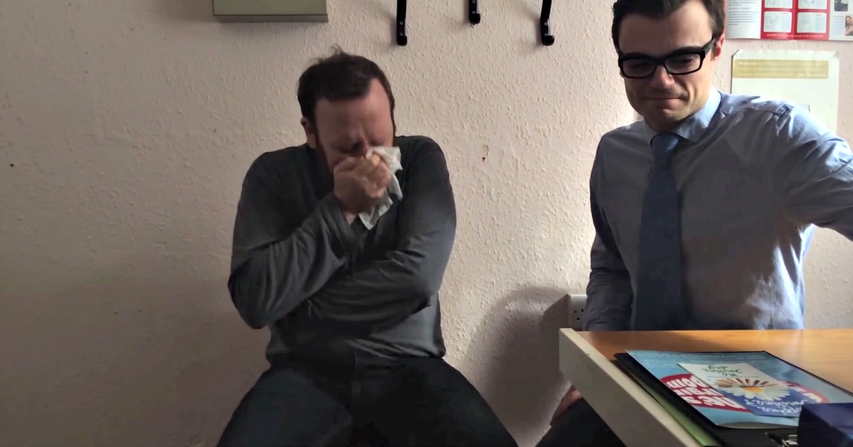 O maravilhoso momento em que um pai de 4 crianças ouve o silêncio pela primeira vez