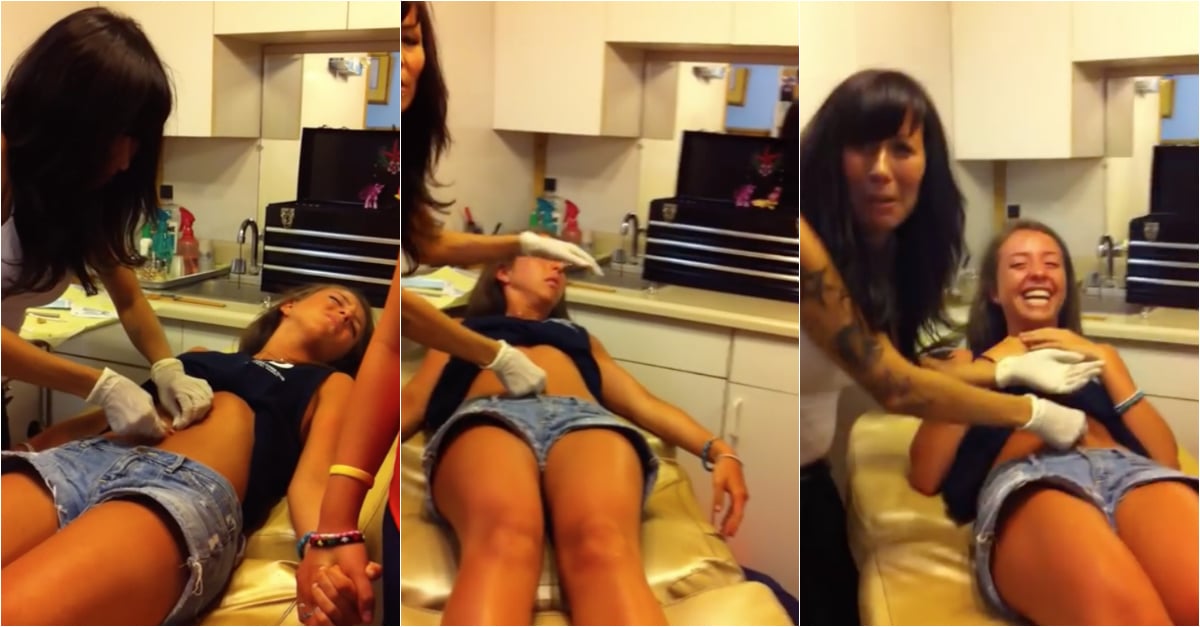 Levou amiga (errada) para dar apoio na hora de colocar um piercing