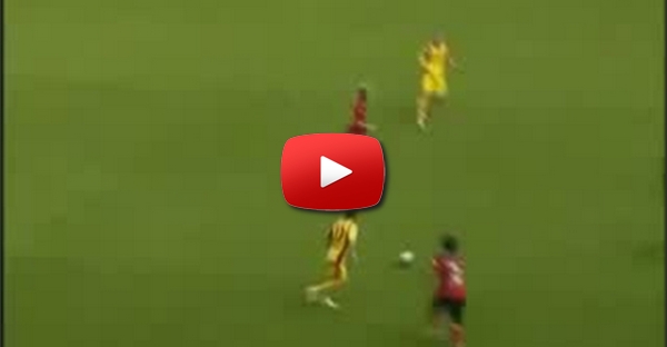 Gol de carrinho do meio de campo
