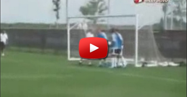 Zidane humilha goleiro