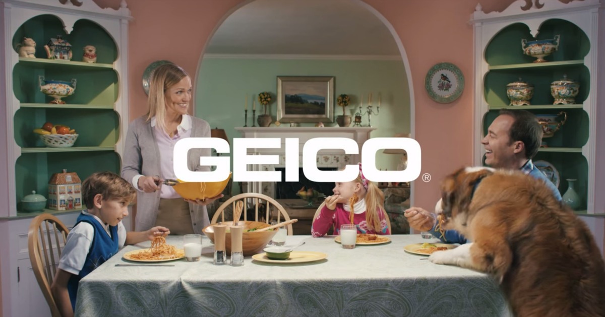 É impossível ignorar este anúncio da seguradora GEICO