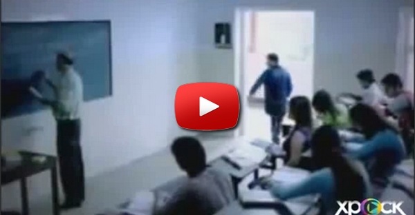 Trollando o professor - Como chegar atrasado na aula