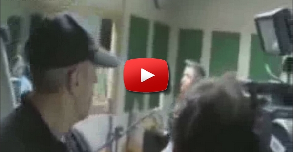 Cristiano Ronaldo Cantando