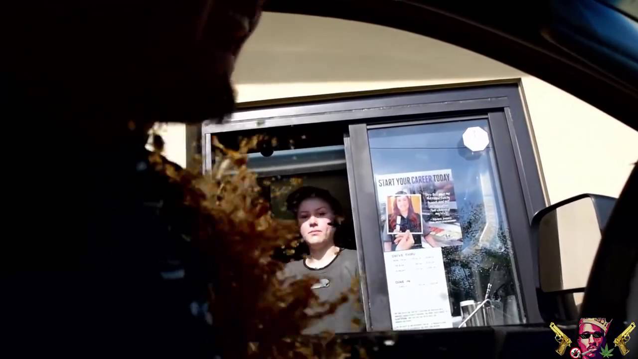 Brincadeira no drive-thru do McDonald's termina de forma inesperada