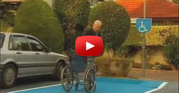 Estacionamento Para Deficientes