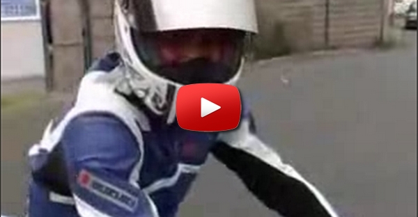 motociclista desatento