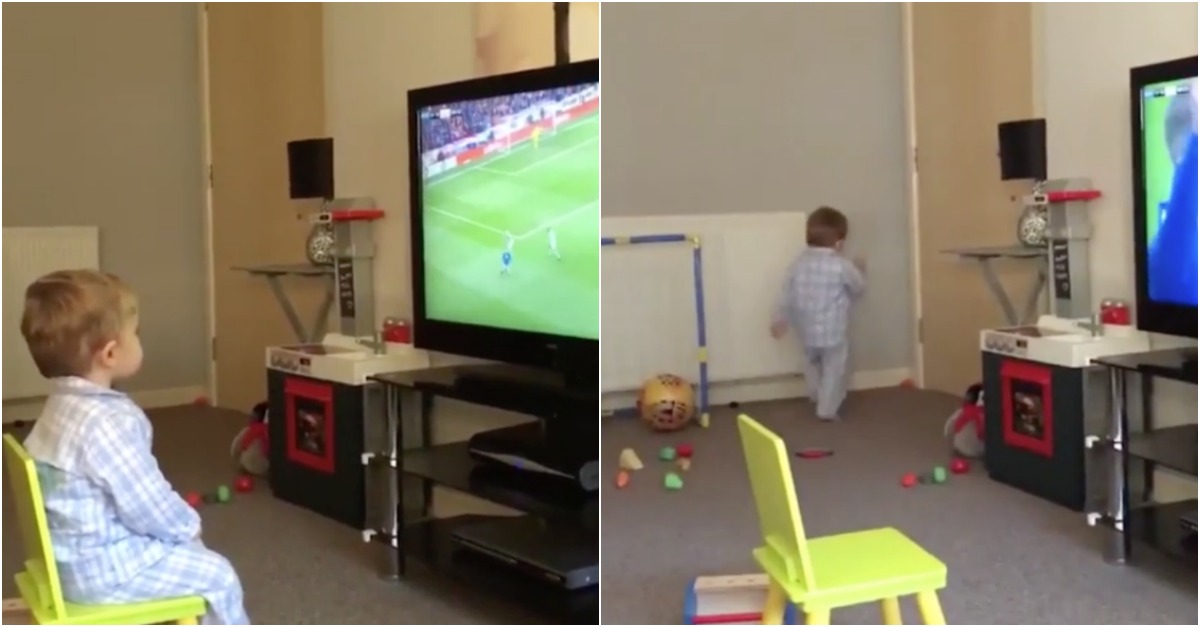 A reação de um menino de 19 meses quando a sua equipa marcou golo