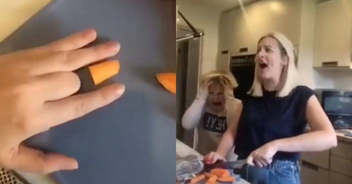 Mãe do diabo prega susto de morte aos filhos