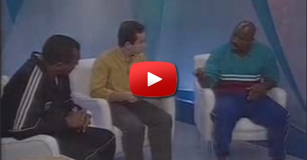 Lutadores brigam ao vivo
