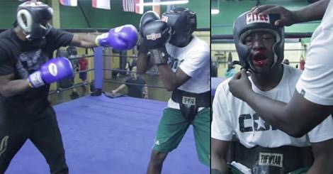 Jovem batia nos colegas da escola, então o pai obrigou-o a combater com um lutador de boxe profissional