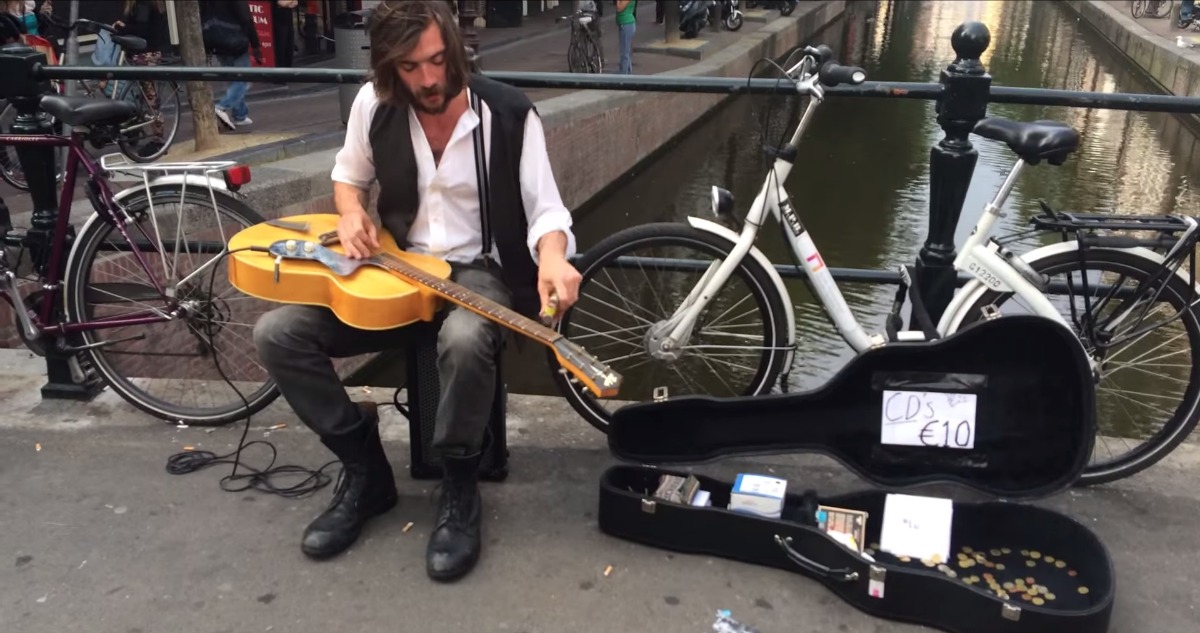 Conhece Jack Broadbent, um músico de rua super talentoso