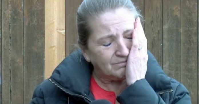 Funcionária da cantina despedida da escola por oferecer o almoço a uma menina com fome