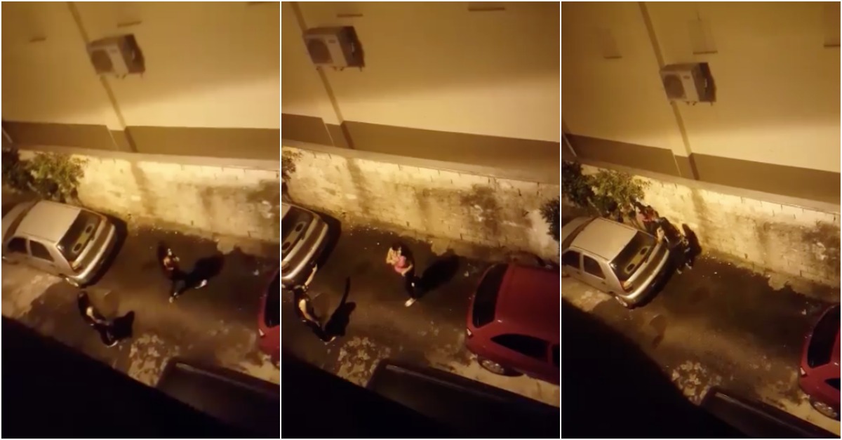 Vizinho cansado de ver a usarem o beco à porta da sua casa para fazerem xixi... toma medidas drásticas!